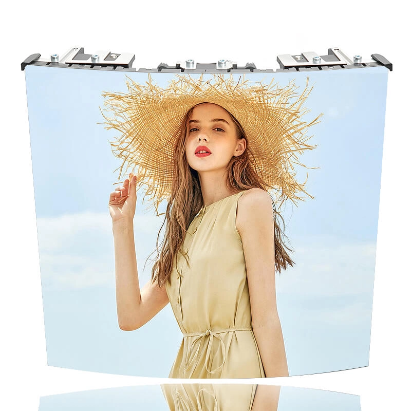 Leyaled curved LED display module showing seamless splicing potential and high-definition image quality