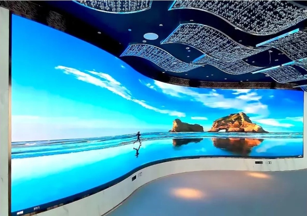 Indoor LED Display vs Traditional Signage: A Comparative Analysis