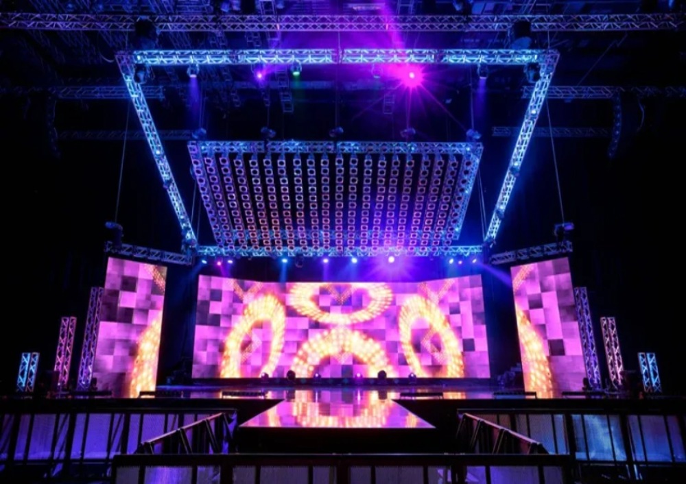 LED Display Selection Criteria: How to Choose the Right Screen for Events