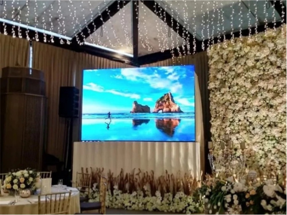 LED screen for a wedding