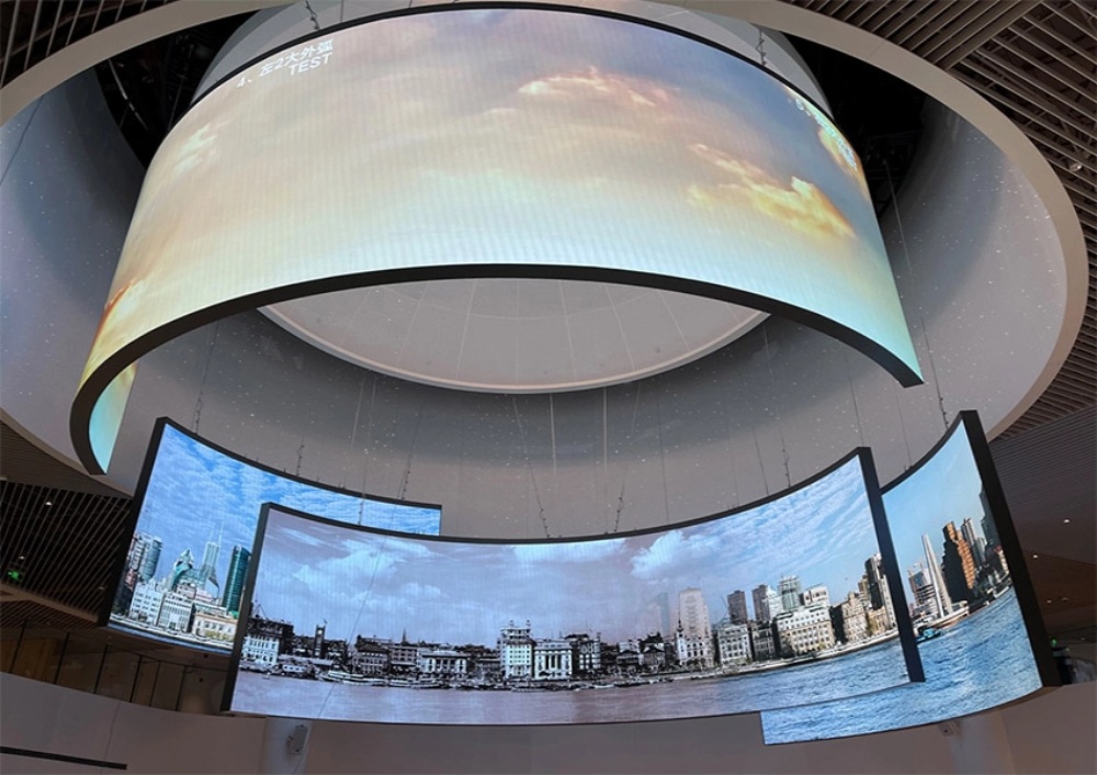 Why Choose Flexible LED Screens Over Flat Panels