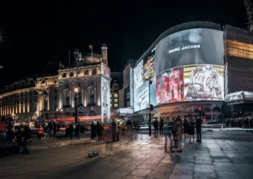 How Many Nits Does an Outdoor LED Screen Need in Direct Sunlight